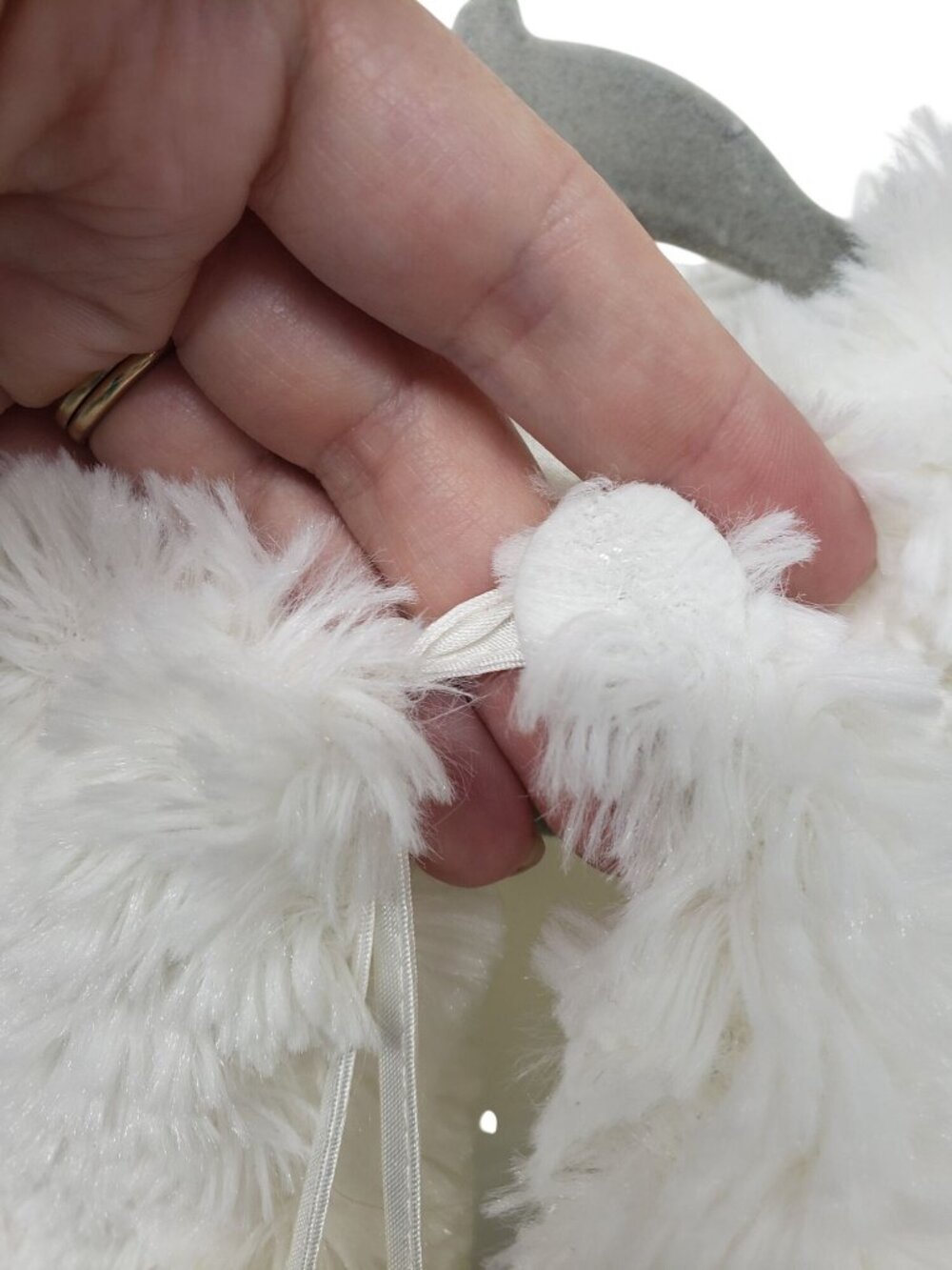 Bunnies by the Bay White Faux Fur Cape Bunny Heads 6-12 Months Give Glad Dreams - Picture 4 of 13
